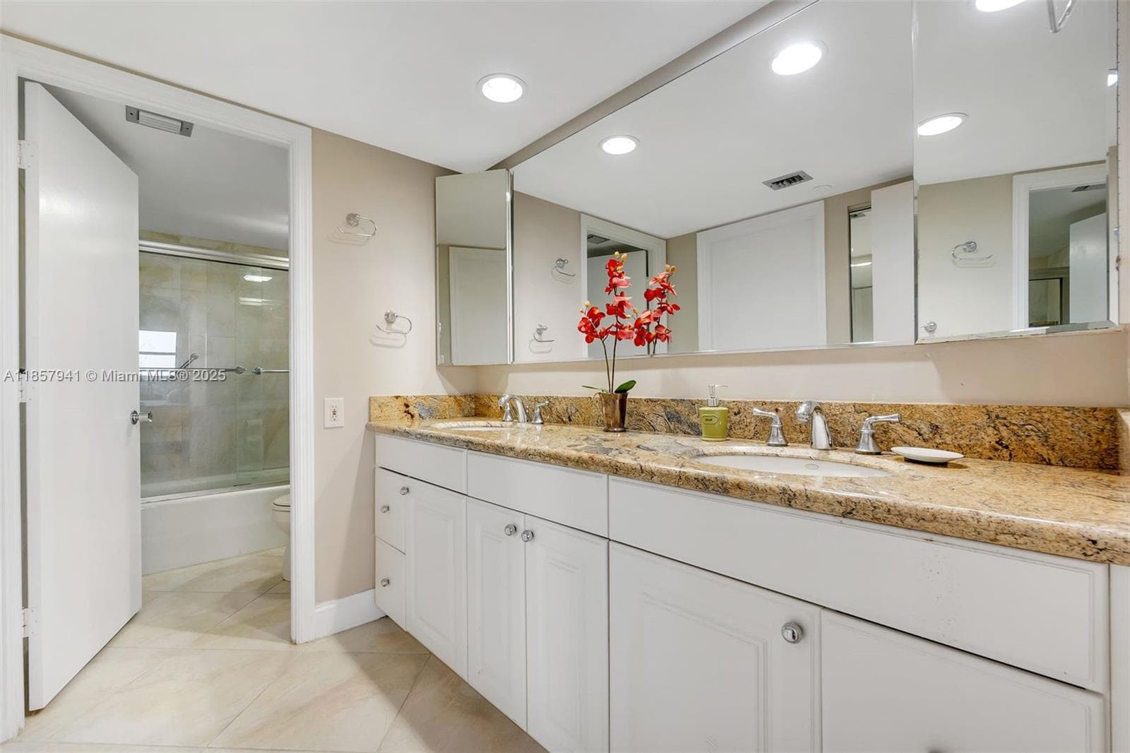 Tower at Port Royale · #1111 in Fort Lauderdale - Photo 14