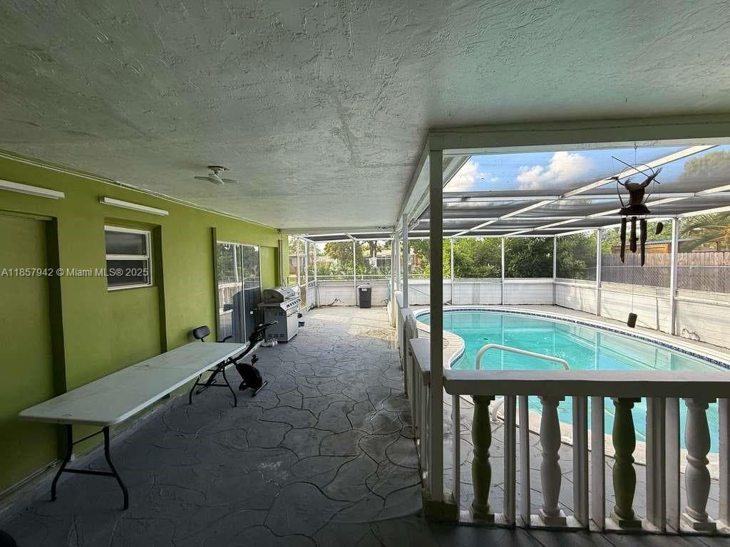 3401 NW 40th St photo 24