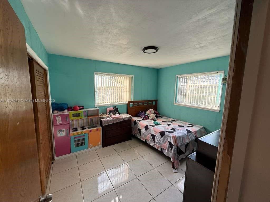 3401 NW 40th St photo 21