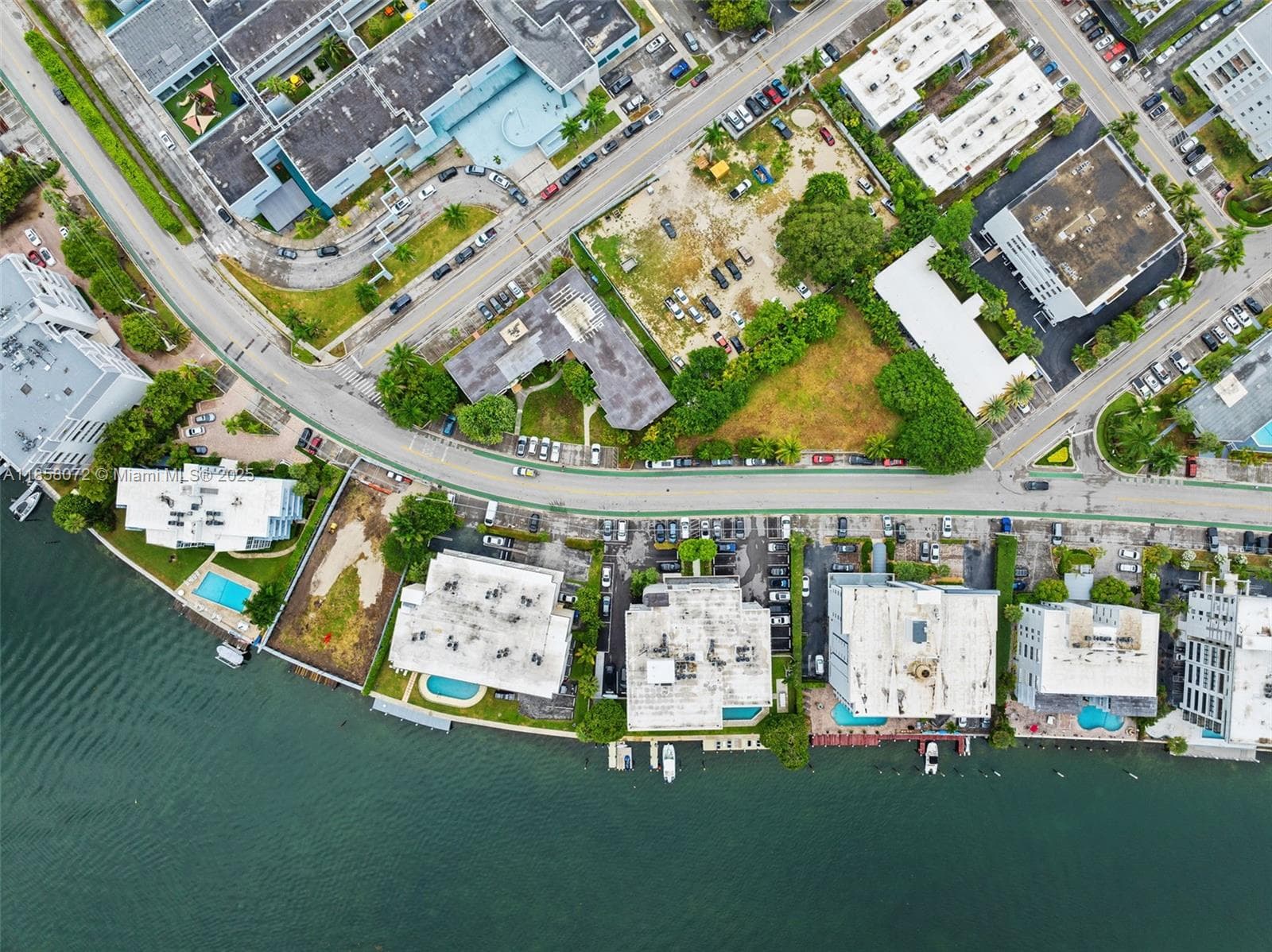 HARBOR POINT CONDO · #12 in Bay Harbor Islands - Photo 26