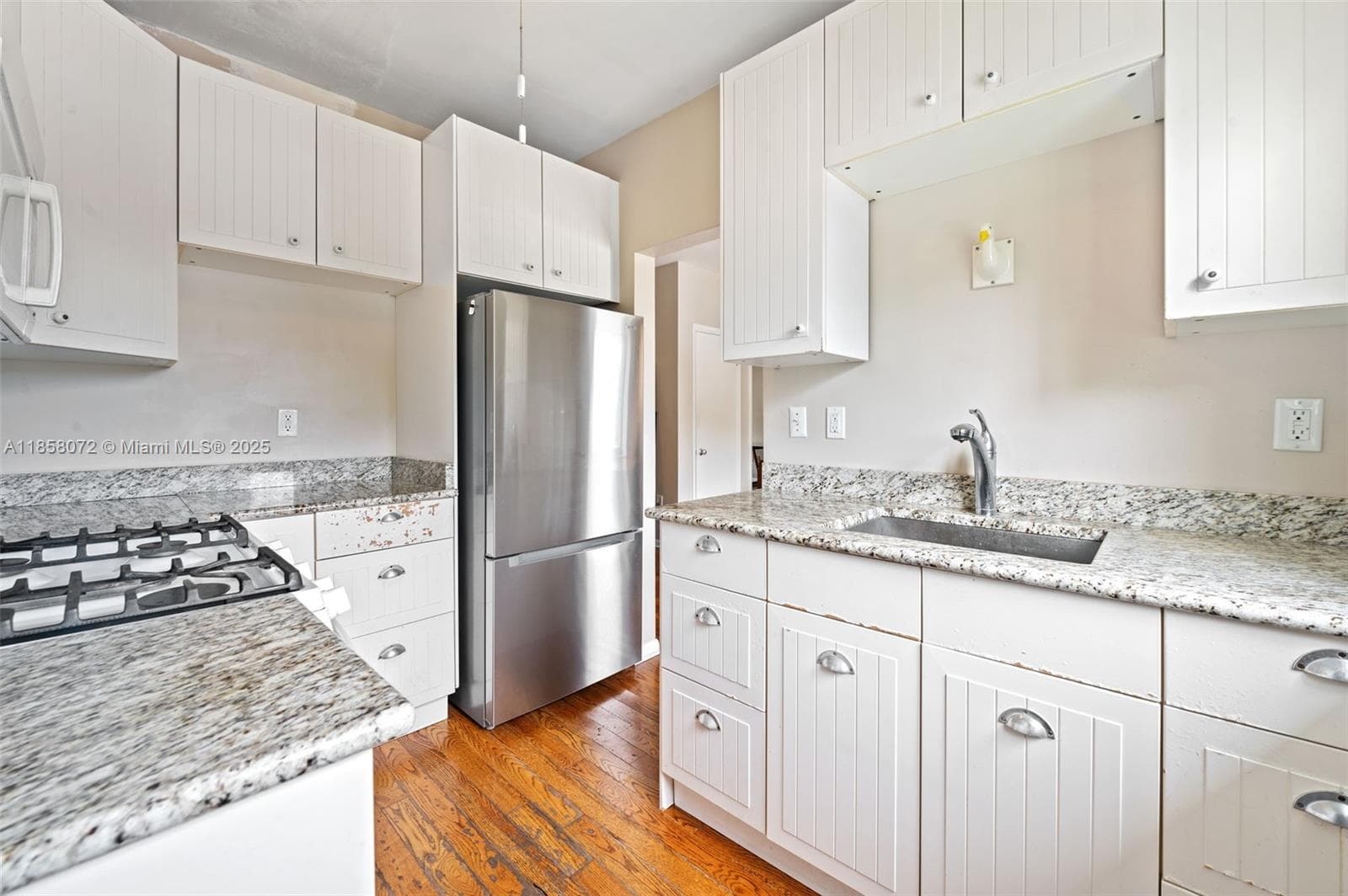 HARBOR POINT CONDO · #12 in Bay Harbor Islands - Photo 11