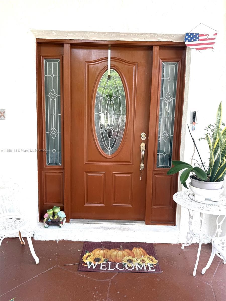 11266 SW 33rd St photo 3