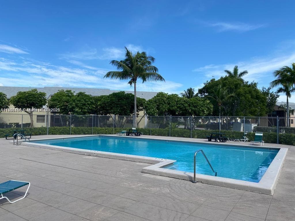 LAKESHORE CONDO 6 · #889I in Homestead - Photo 4
