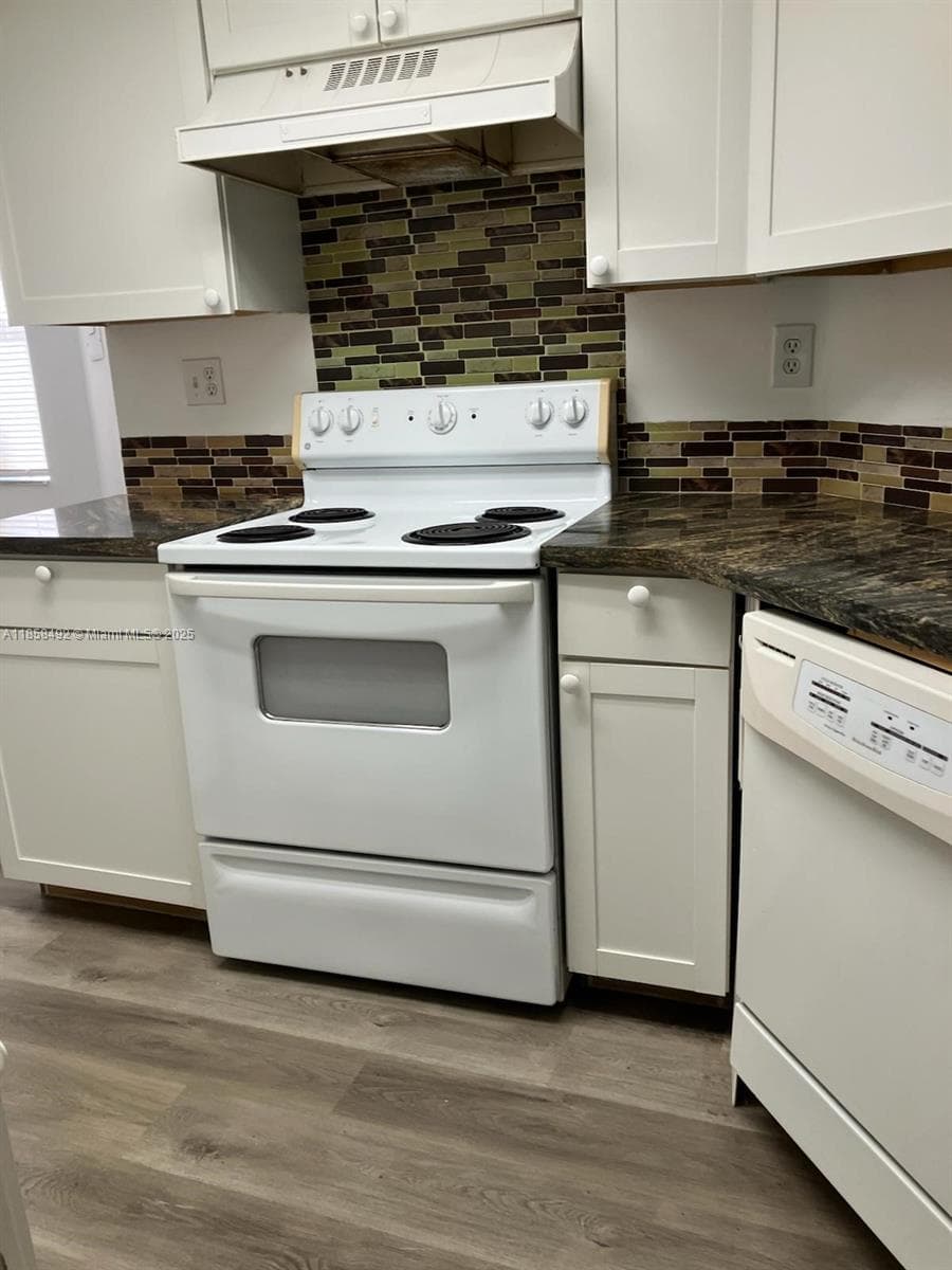 BREEZES AT PALM AIRE COND · #103 in Pompano Beach - Photo 6