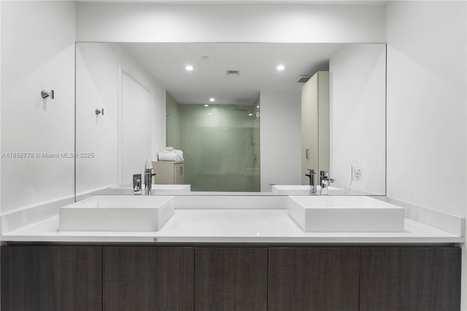 LE JARDIN HOUSE CONDO · #706 in Bay Harbor Islands - Photo 12