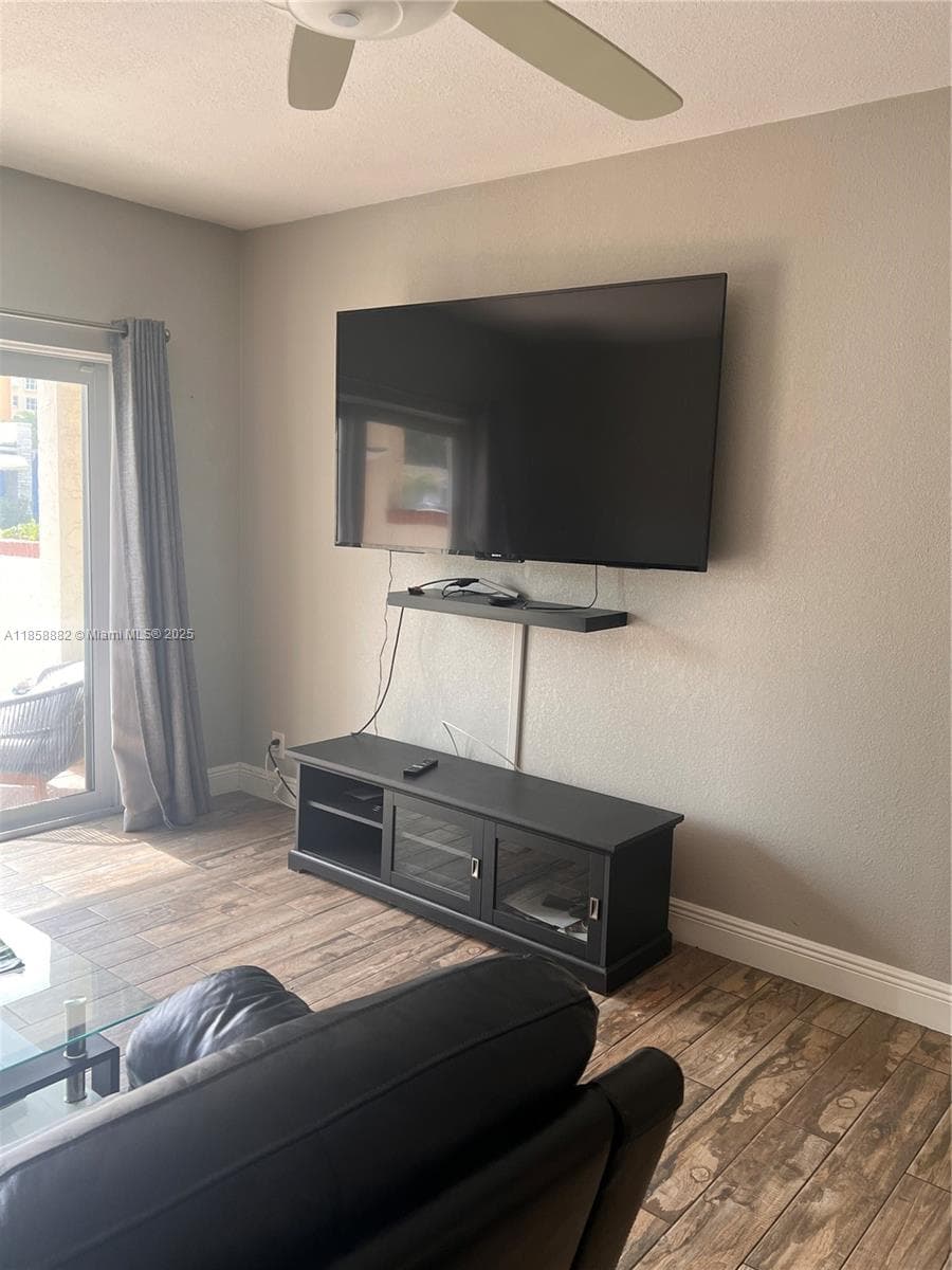 LADO DEL RIO CONDO · #104 in Pompano Beach - Photo 14
