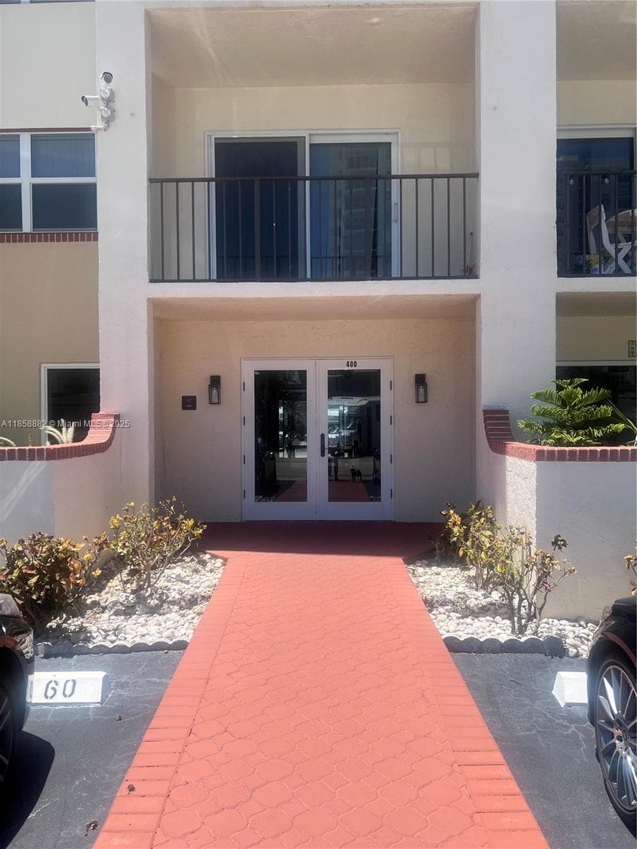 LADO DEL RIO CONDO · #104 in Pompano Beach - Photo 40