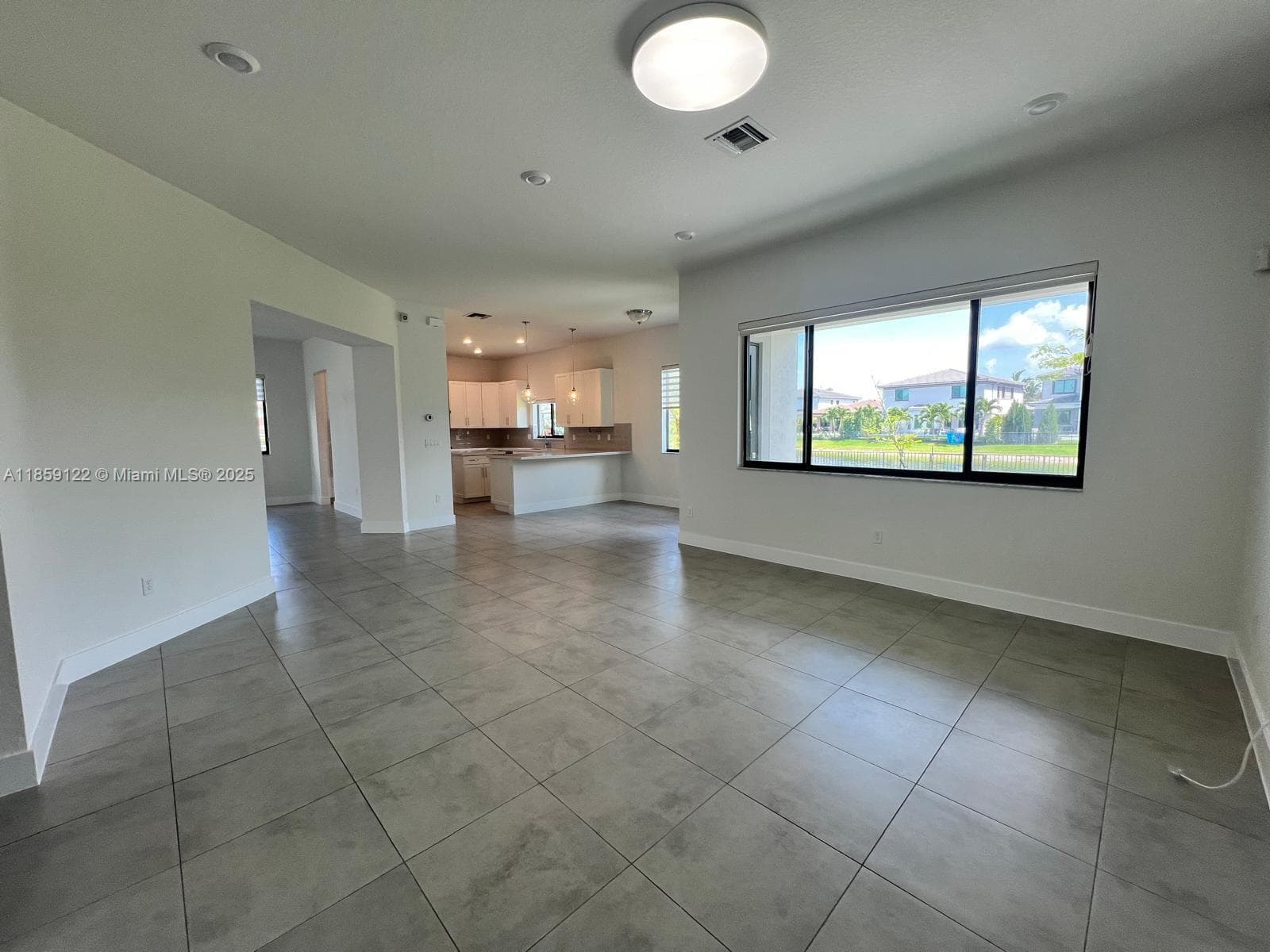 10970 Pacifica Way photo 3