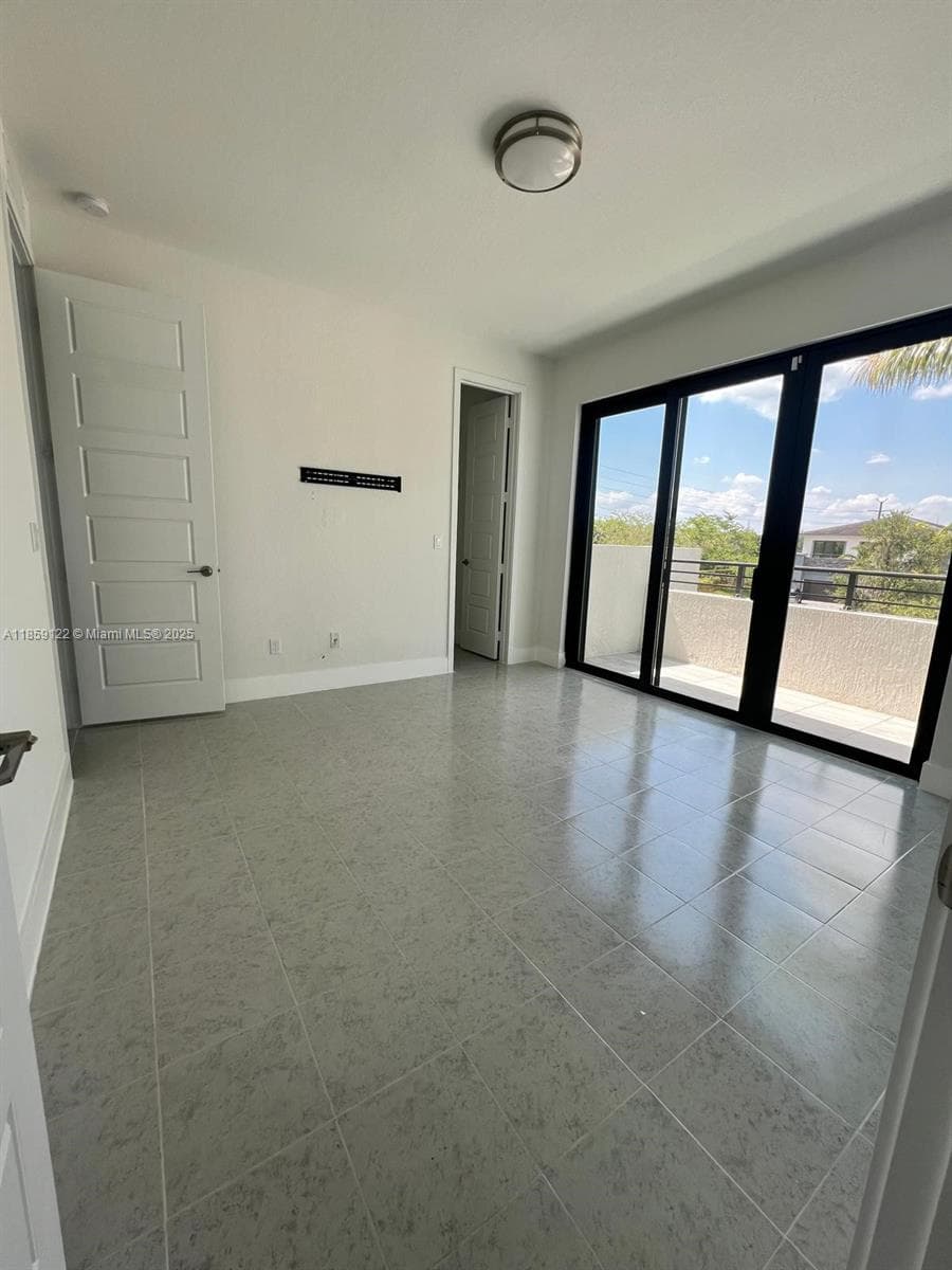 10970 Pacifica Way photo 28