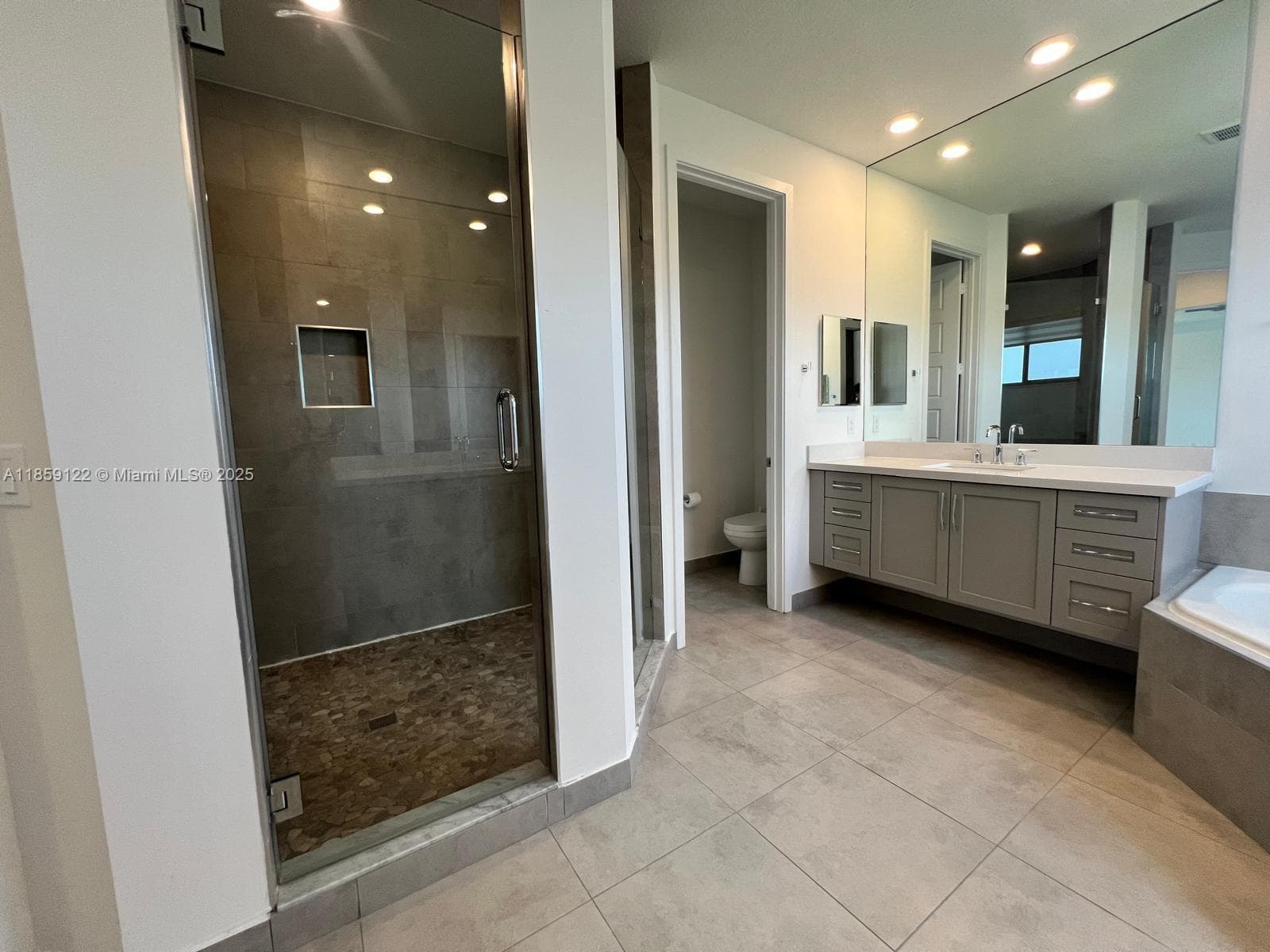 10970 Pacifica Way photo 24