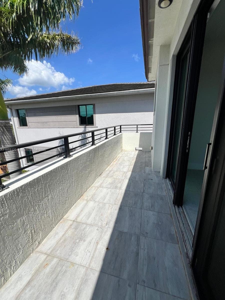 10970 Pacifica Way photo 11