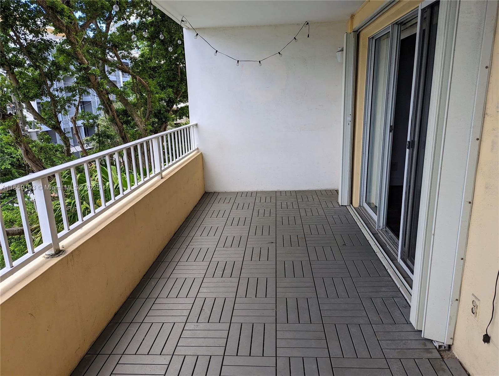 VIRGINIA OAKS CONDO · #4A in Miami - Photo 9