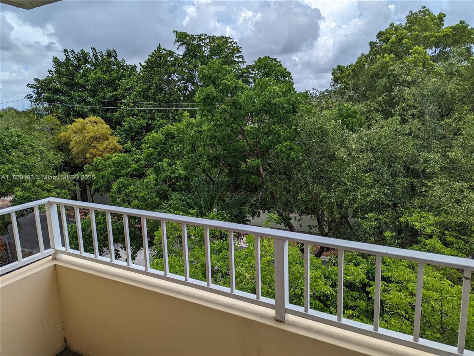 VIRGINIA OAKS CONDO · #4A in Miami - Photo 15