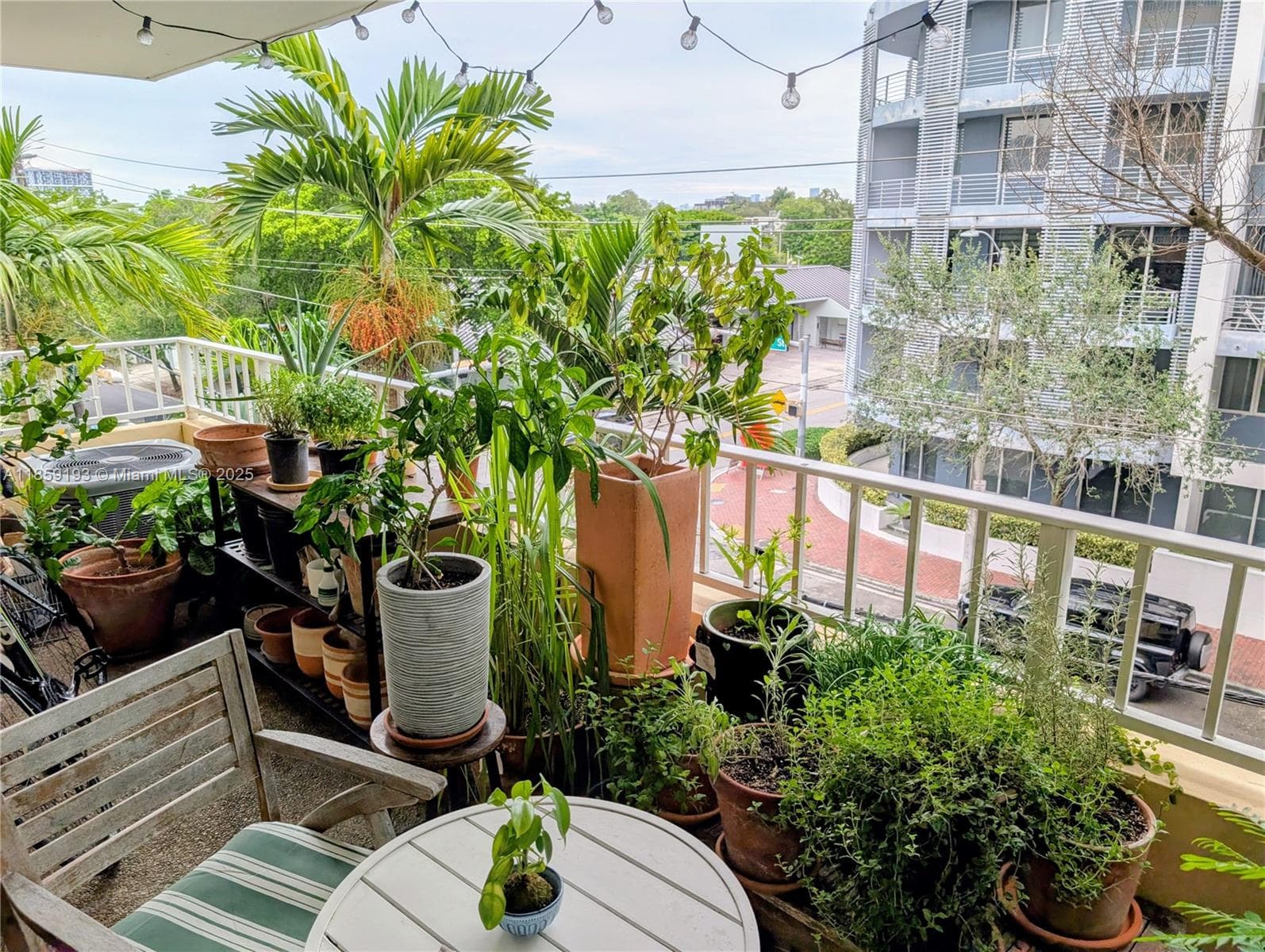 VIRGINIA OAKS CONDO · #4A in Miami - Photo 8