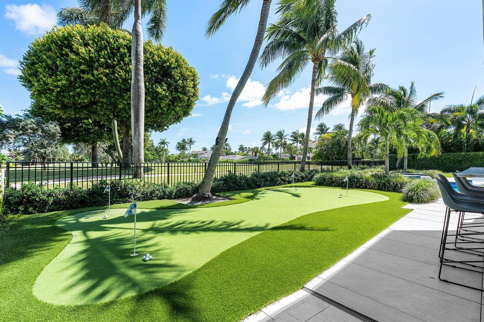 121_Royal_Palm_Way_26