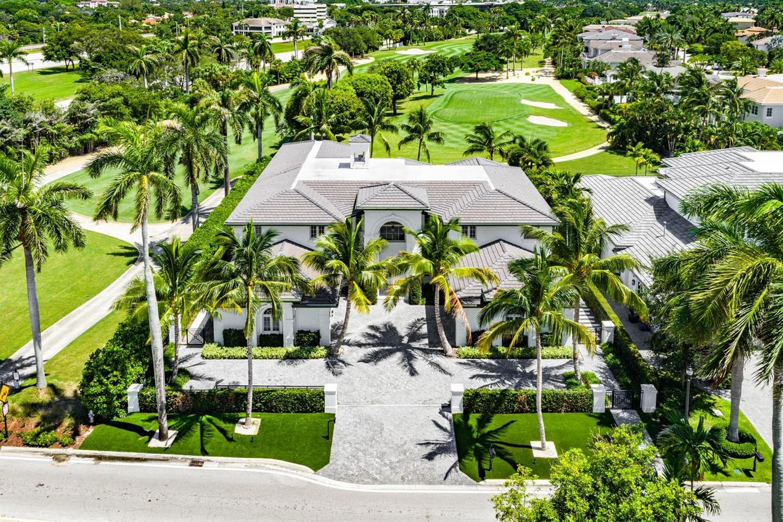 121_Royal_Palm_Way_Aerial_03