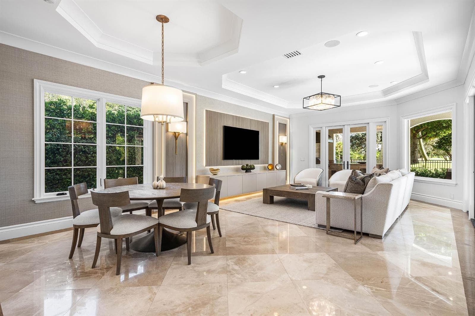 121_Royal_Palm_Way_19