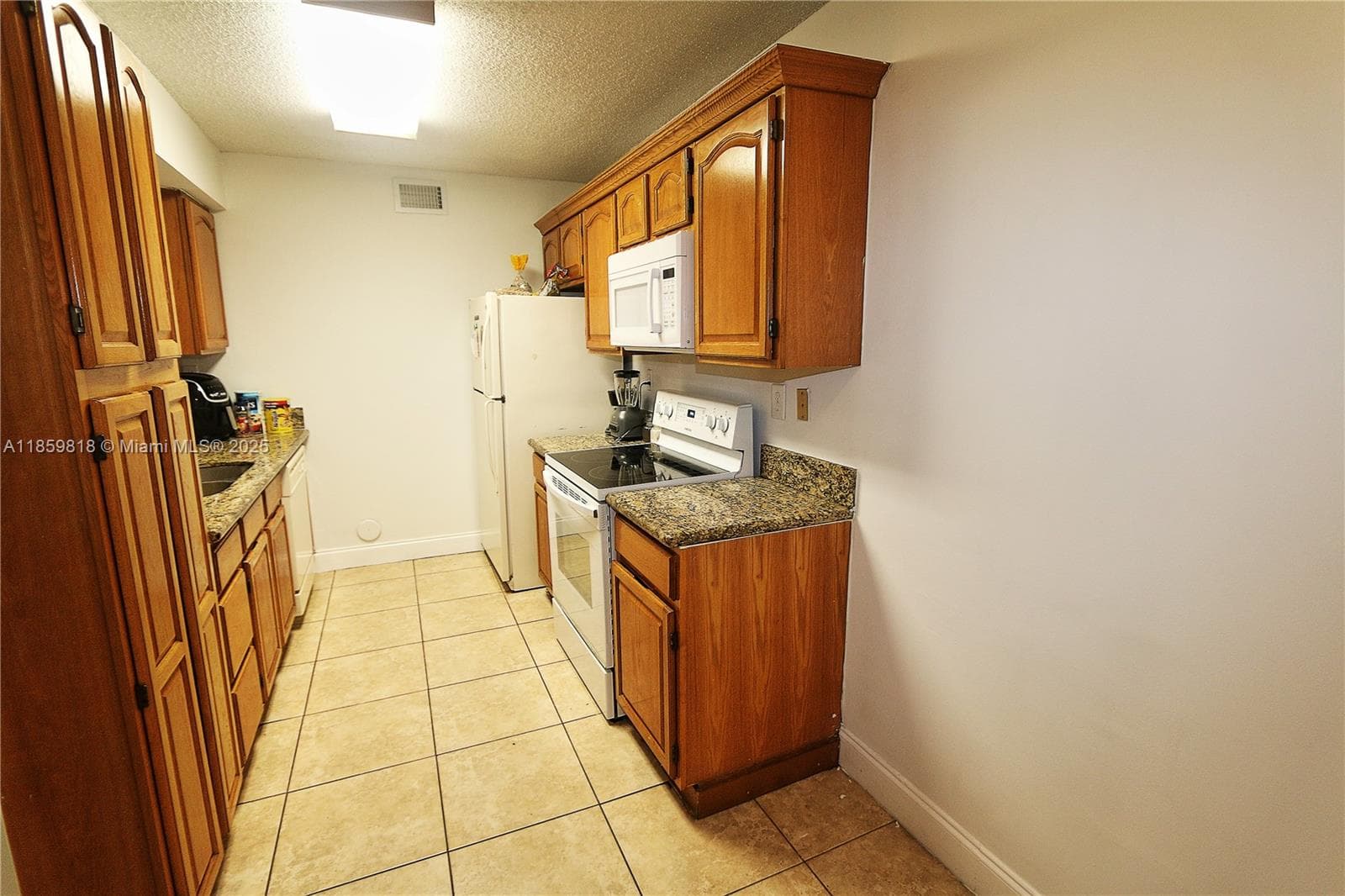 THE GREENS AT DORAL CONDO · #322 in Doral - Photo 13