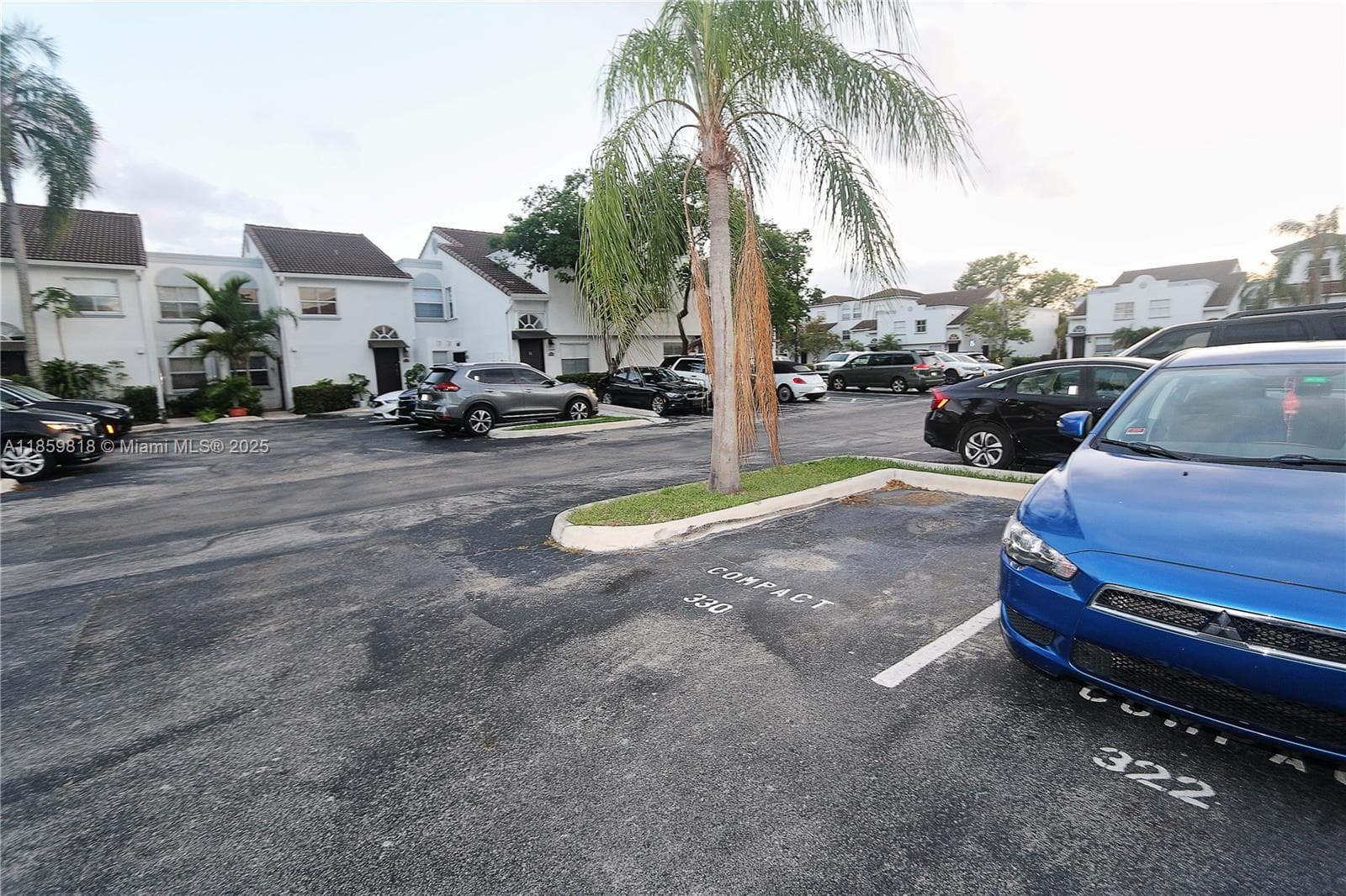 THE GREENS AT DORAL CONDO · #322 in Doral - Photo 8
