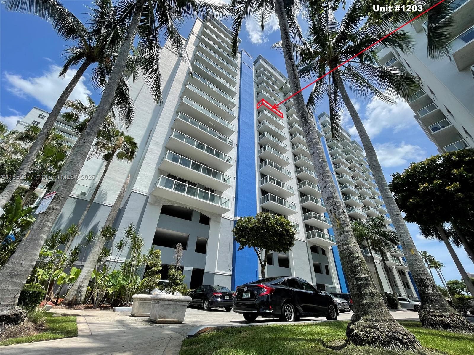 BLUE LAGOON CONDO · #1203 in Miami - Photo 2