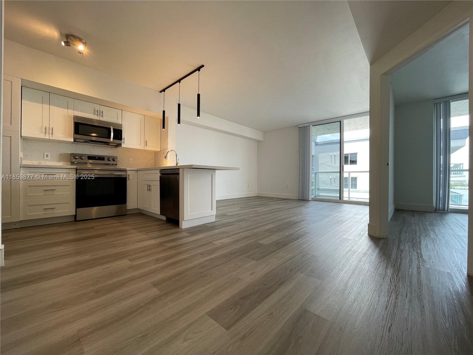 BLUE LAGOON CONDO · #1203 in Miami - Photo 13