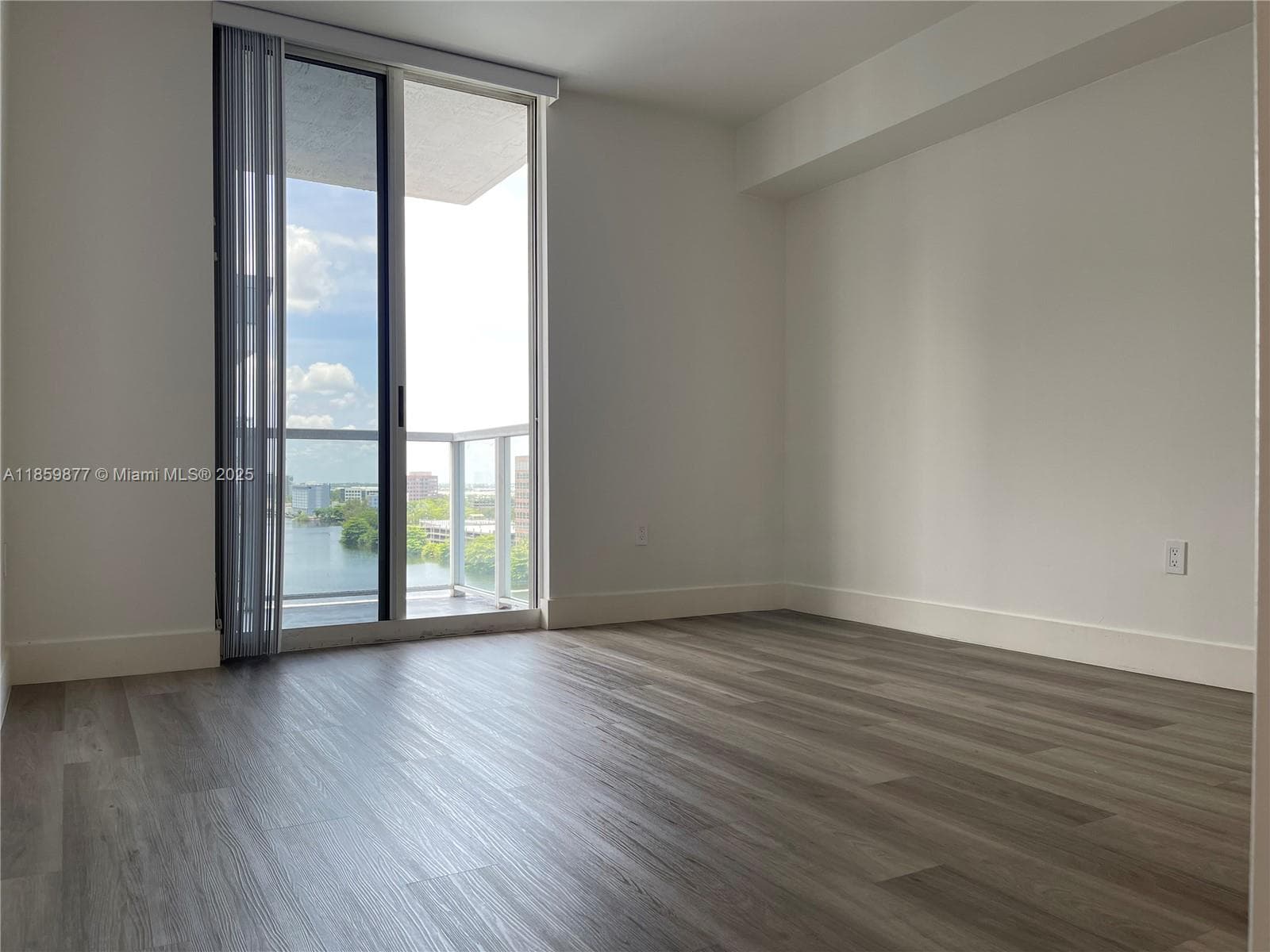 BLUE LAGOON CONDO · #1203 in Miami - Photo 21