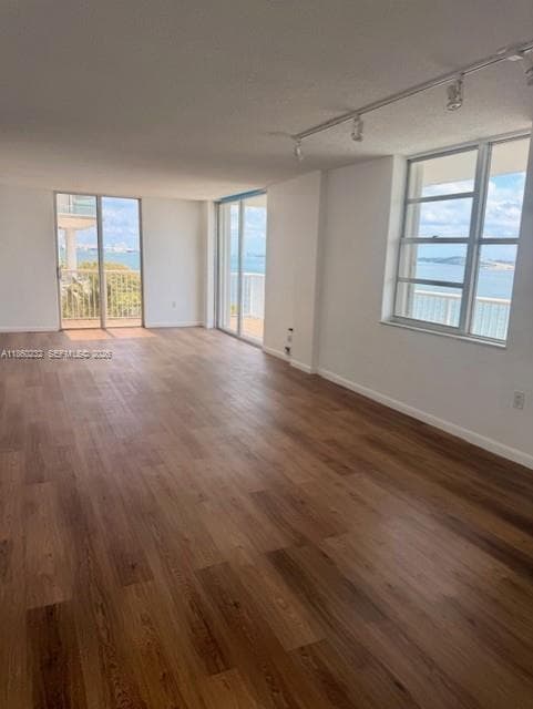 BRICKELL BISCAYNE CONDO · #6A in Miami - Photo 8