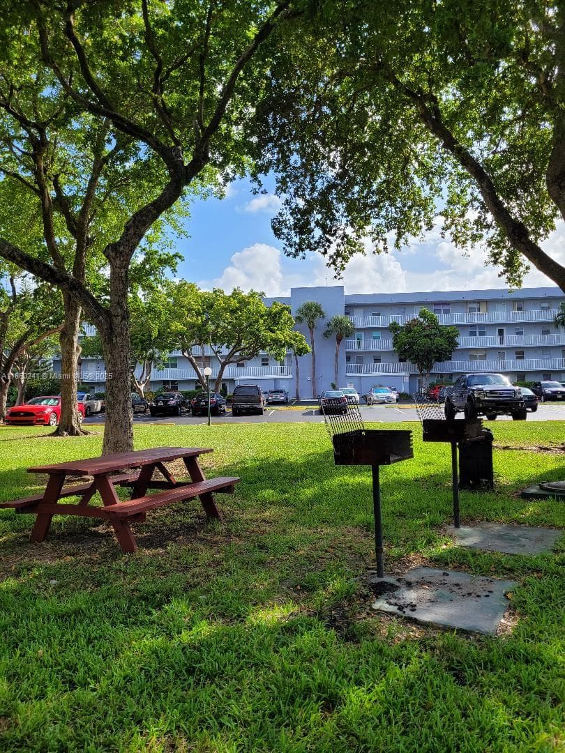 ROYAL PARK CONDO · #3B in Oakland Park - Photo 20