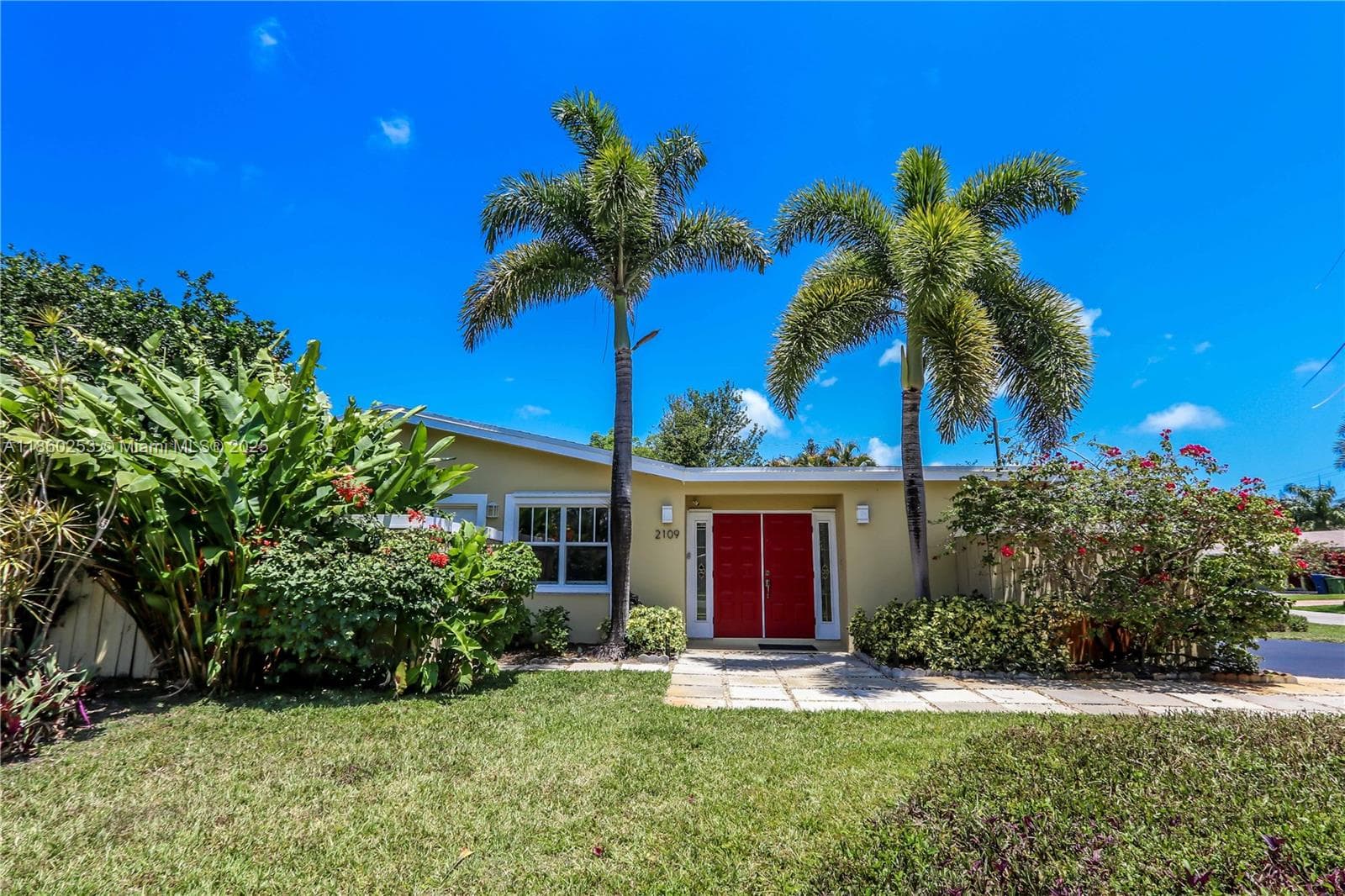 2109 NW 2nd Avenue photo 47