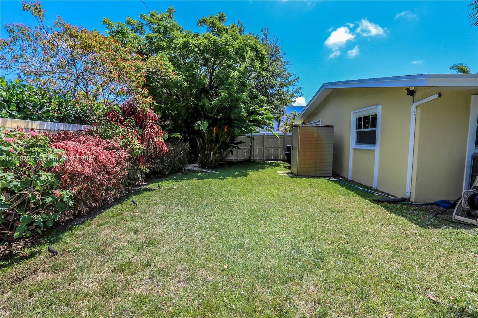 2109 NW 2nd Avenue photo 34