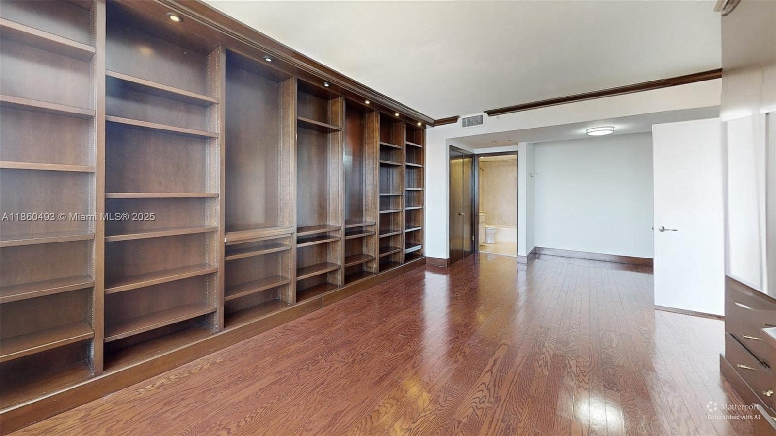 JOCKEY CLUB III CONDO · #1553 in Miami - Photo 18