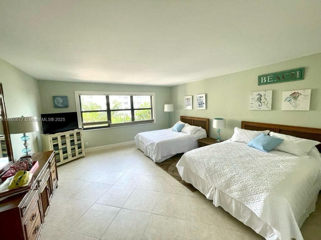 HAMPTON BEACH CLUB CONDO · #201 in Lauderdale By The Sea - Photo 36