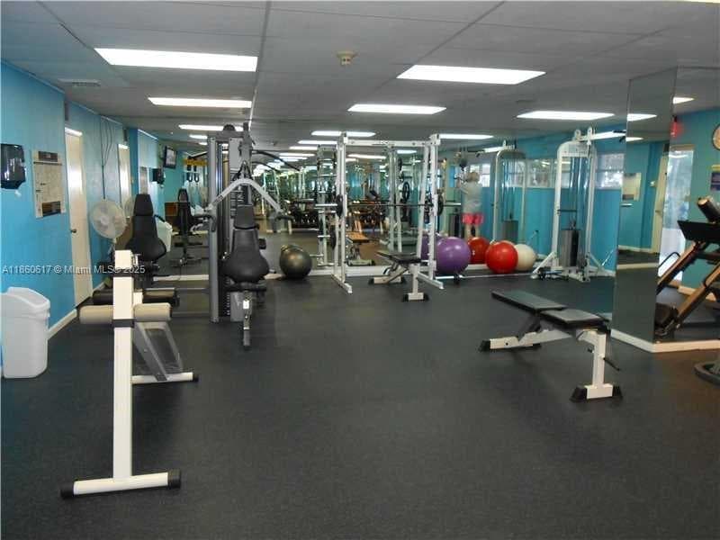HAMPTON BEACH CLUB CONDO · #201 in Lauderdale By The Sea - Photo 20