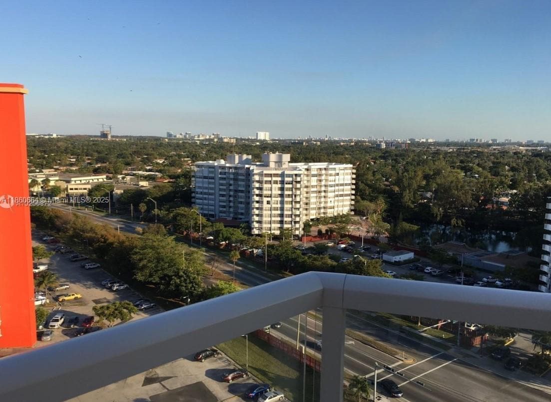 BUCKLEY TOWERS CONDO - EA · #1625W in Miami - Photo 22