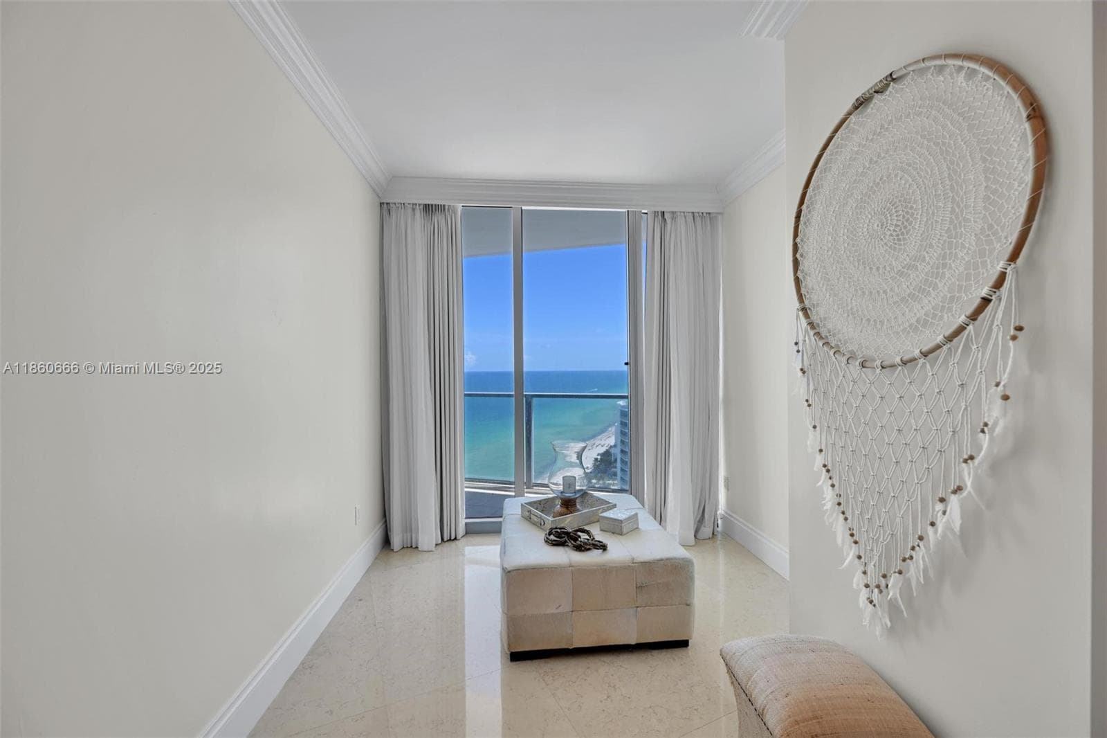 OCEAN PALMS CONDO · #2807 in Hollywood - Photo 13