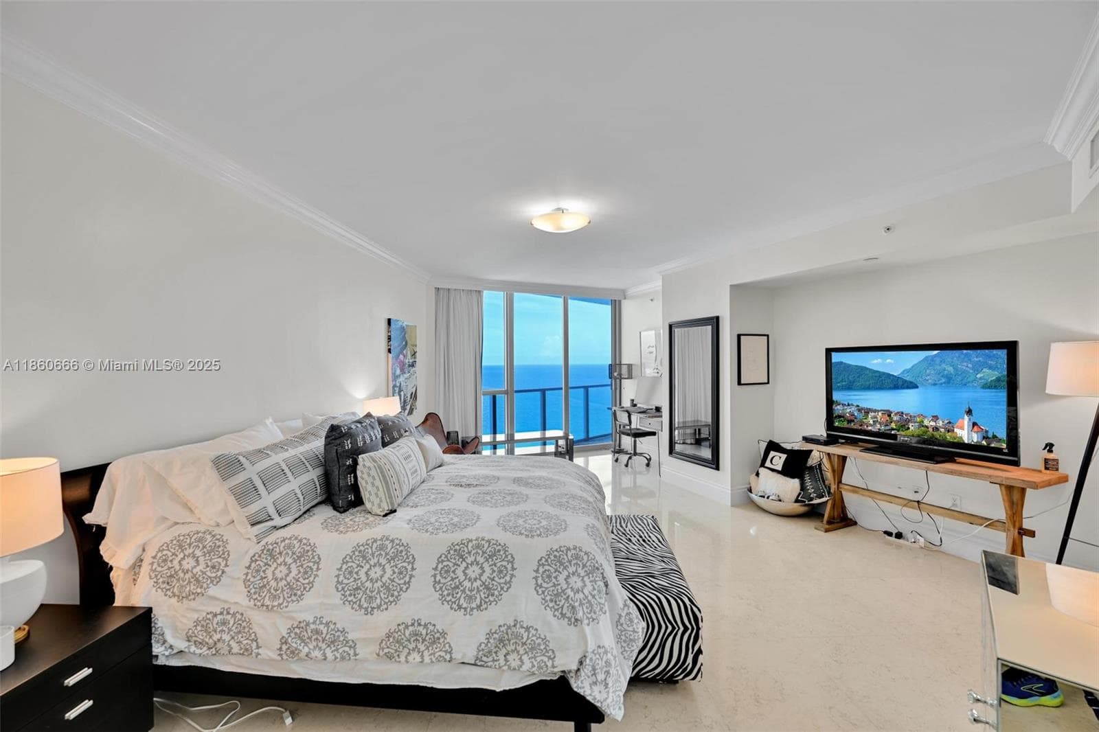 OCEAN PALMS CONDO · #2807 in Hollywood - Photo 16