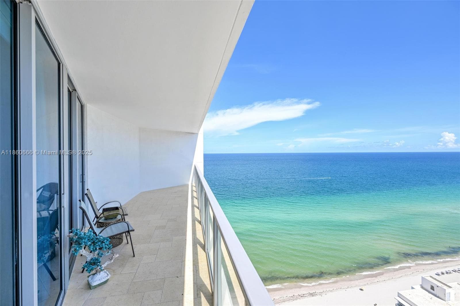 OCEAN PALMS CONDO · #2807 in Hollywood - Photo 34
