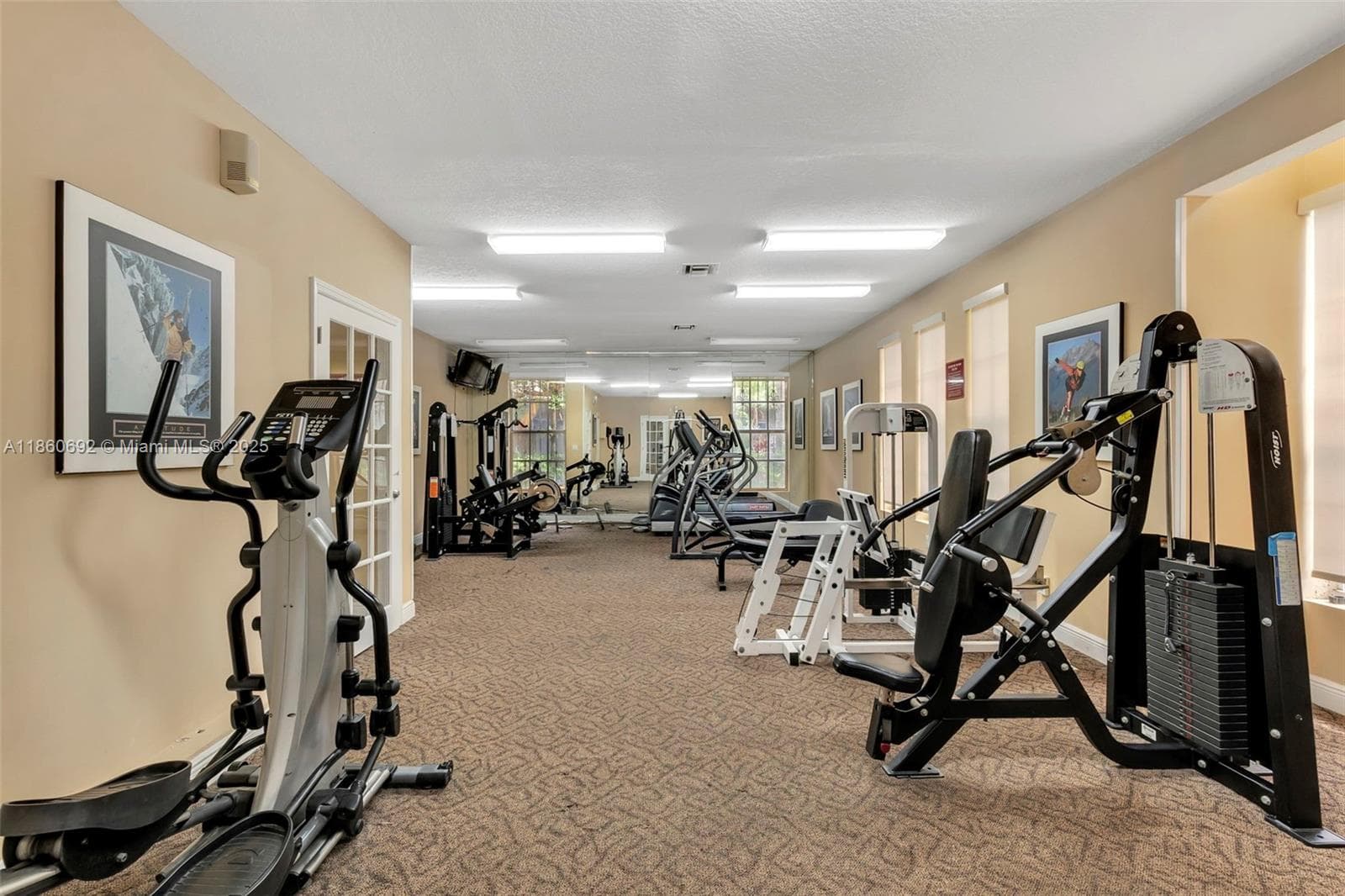 Royal Poinciana · #1811 in Pompano Beach - Photo 40