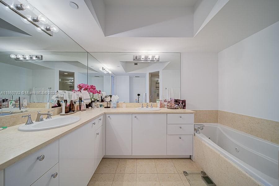 TURNBERRY VILLAGE · #308 in Aventura - Photo 22