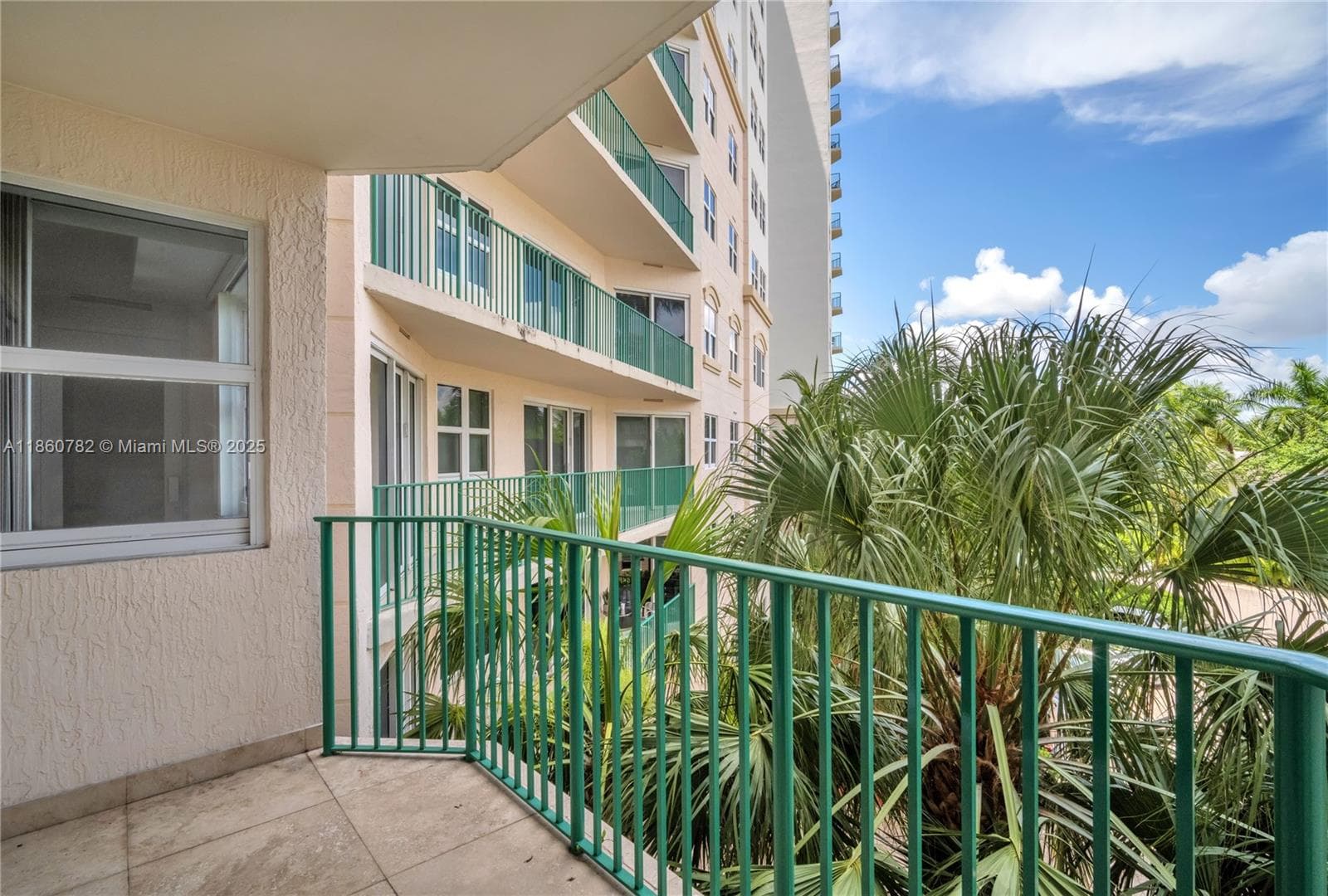 TURNBERRY VILLAGE · #308 in Aventura - Photo 58