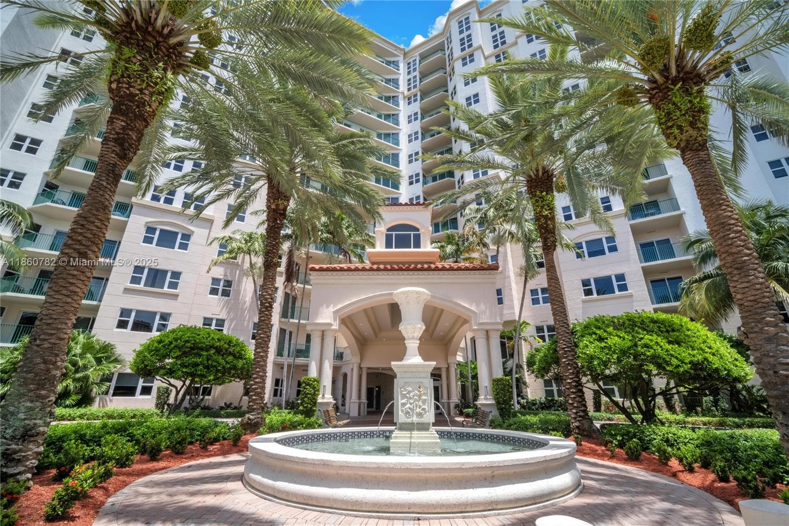 TURNBERRY VILLAGE · #308 in Aventura - Photo 15