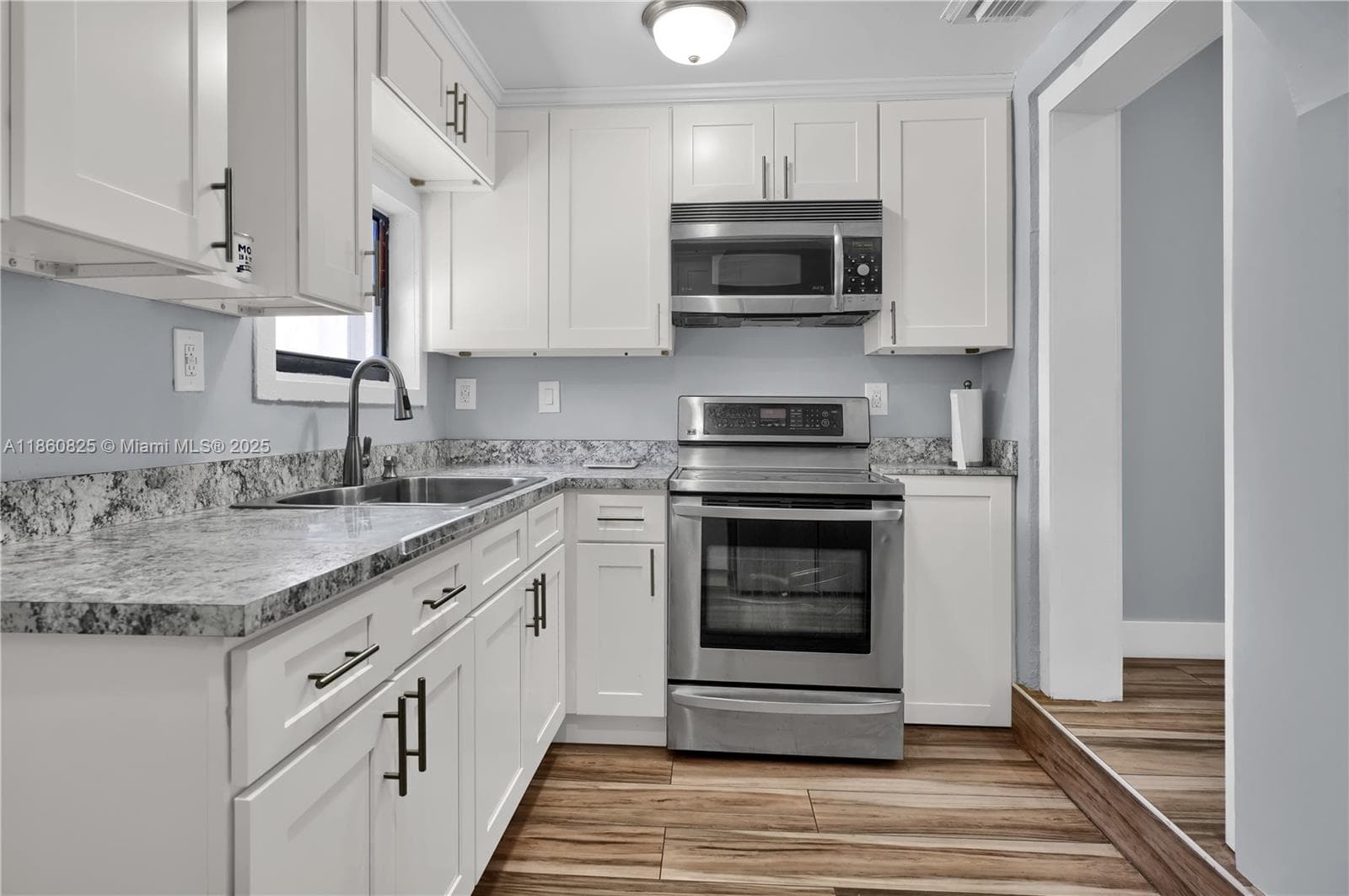620 Carolina Ave photo 9