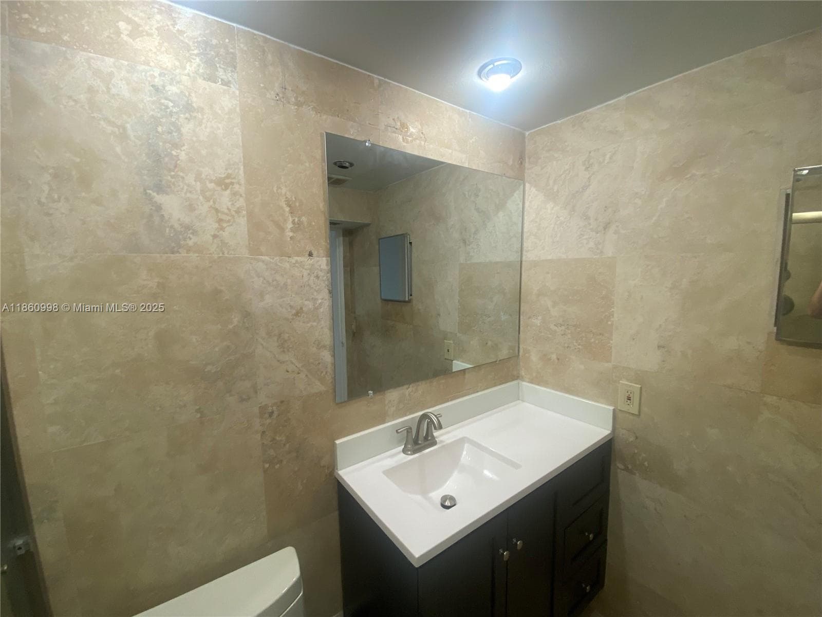 LAS OLAS CONDO · #3D in Miami - Photo 16