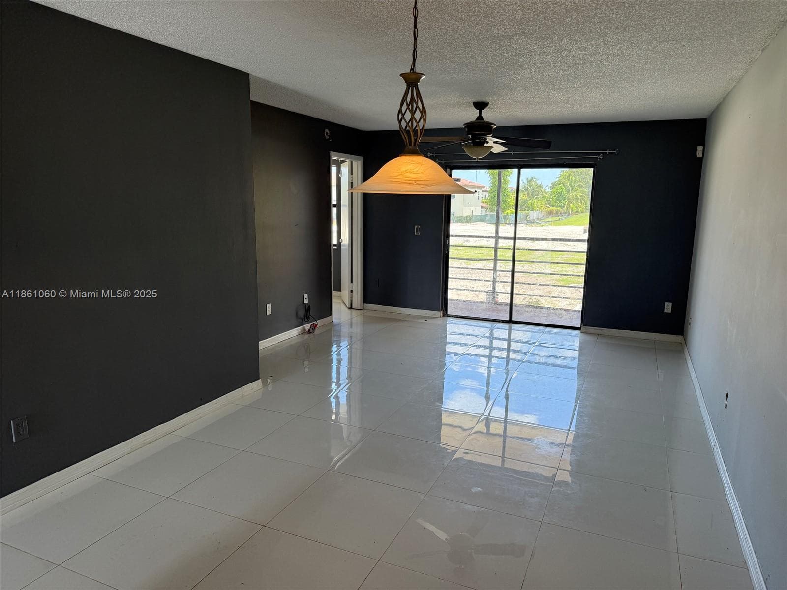 MONTEREY CONDO FOUR · #201 in Miami - Photo 9