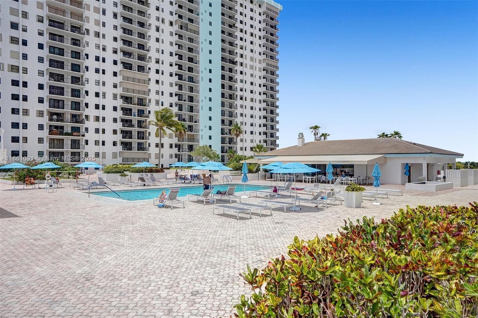 SUMMIT CONDO · #104N in Hollywood - Photo 23