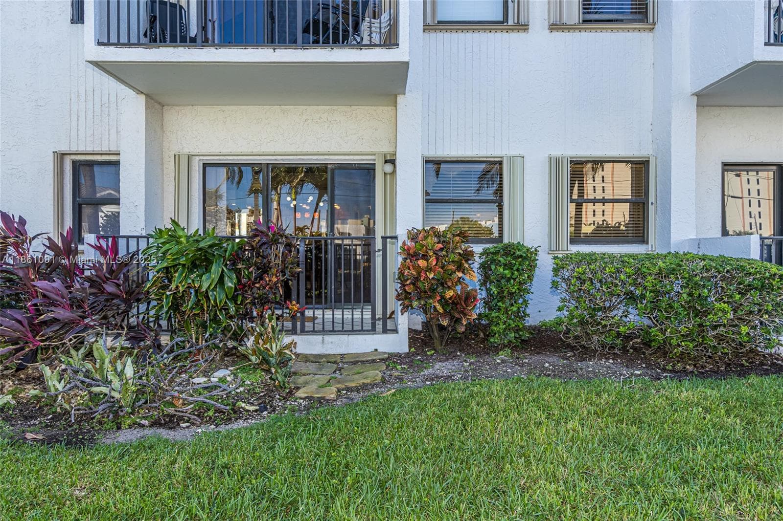 SUMMIT CONDO · #104N in Hollywood - Photo 18
