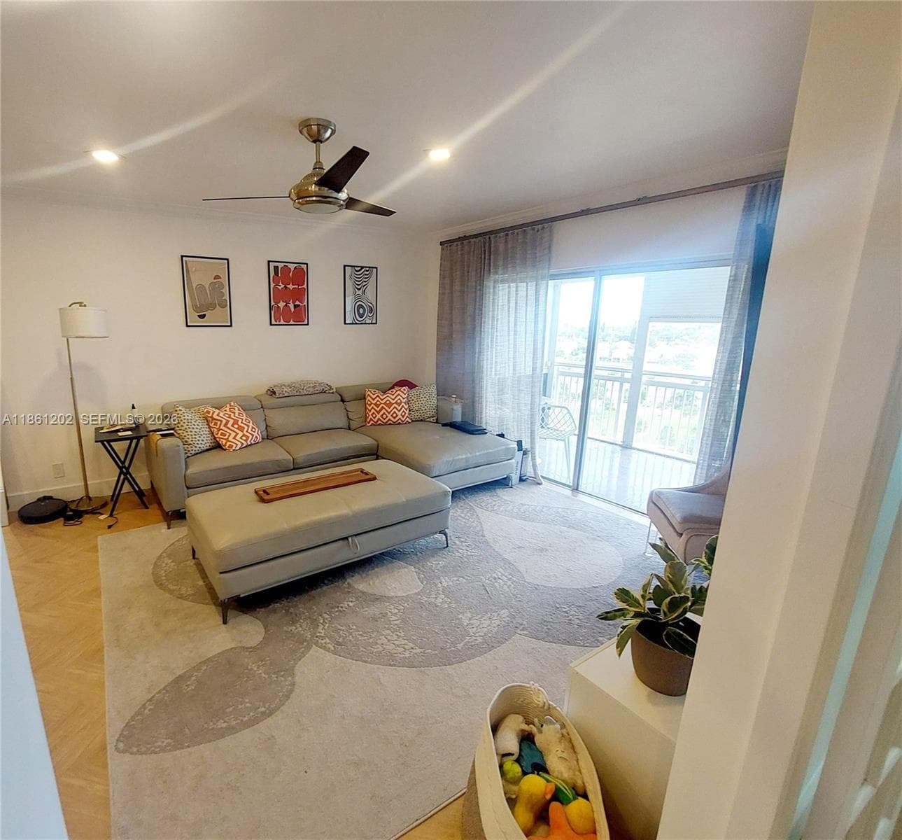 HILLCREST · #1005A in Hollywood - Photo 14