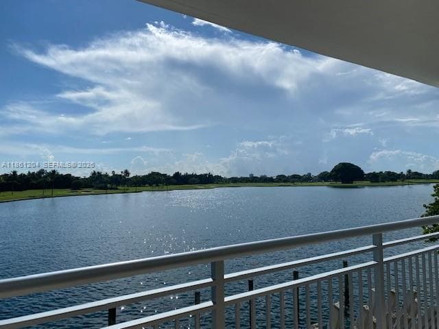 COLONY BAY HARBOR APTS CO · #3B in Bay Harbor Islands - Photo 3