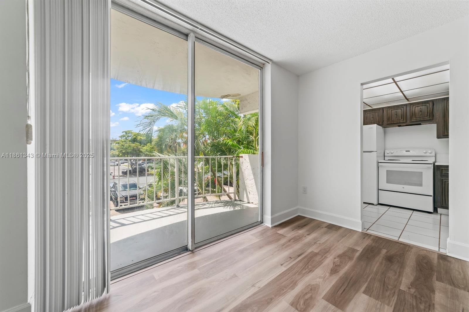 MONTECARLO CONDO · #D-201 in Miami - Photo 5