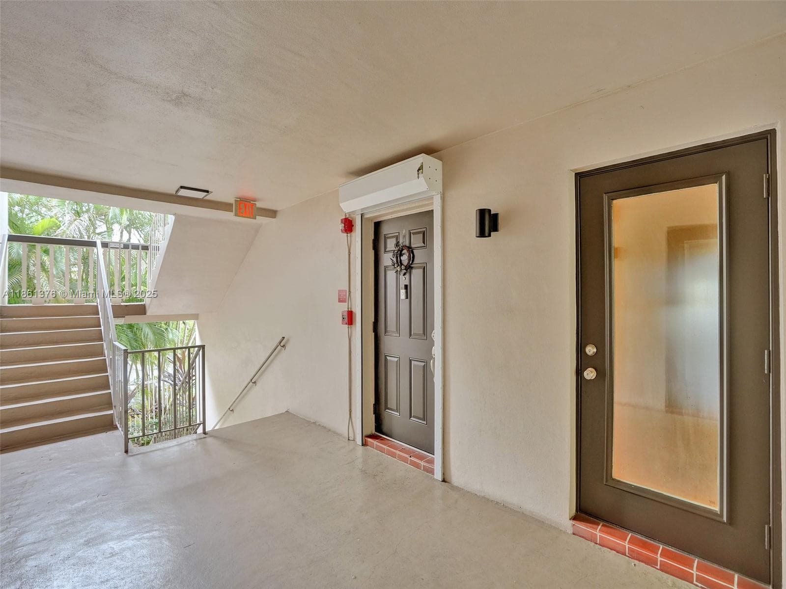HILLCREST 11 · #203 in Hollywood - Photo 2